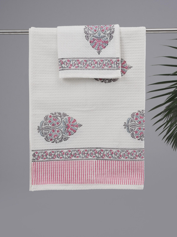 white-pink-block-printed-cotton-hand-bath-waffle-towel-set-2-30-original-imahfuhchusyaw3f.jpeg